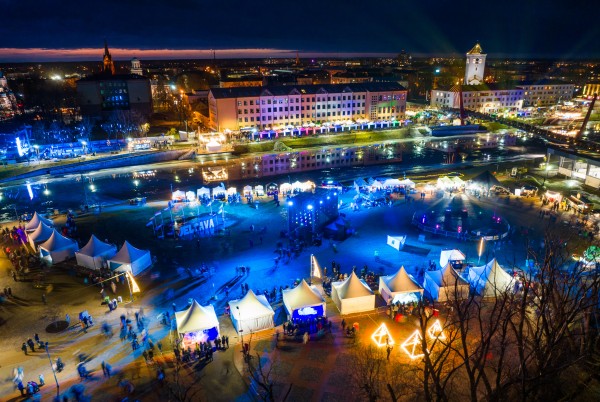 Ledus skulptūru festivāls “VISUMA STĀSTS